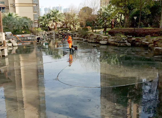 沙洋景观池淤泥清理